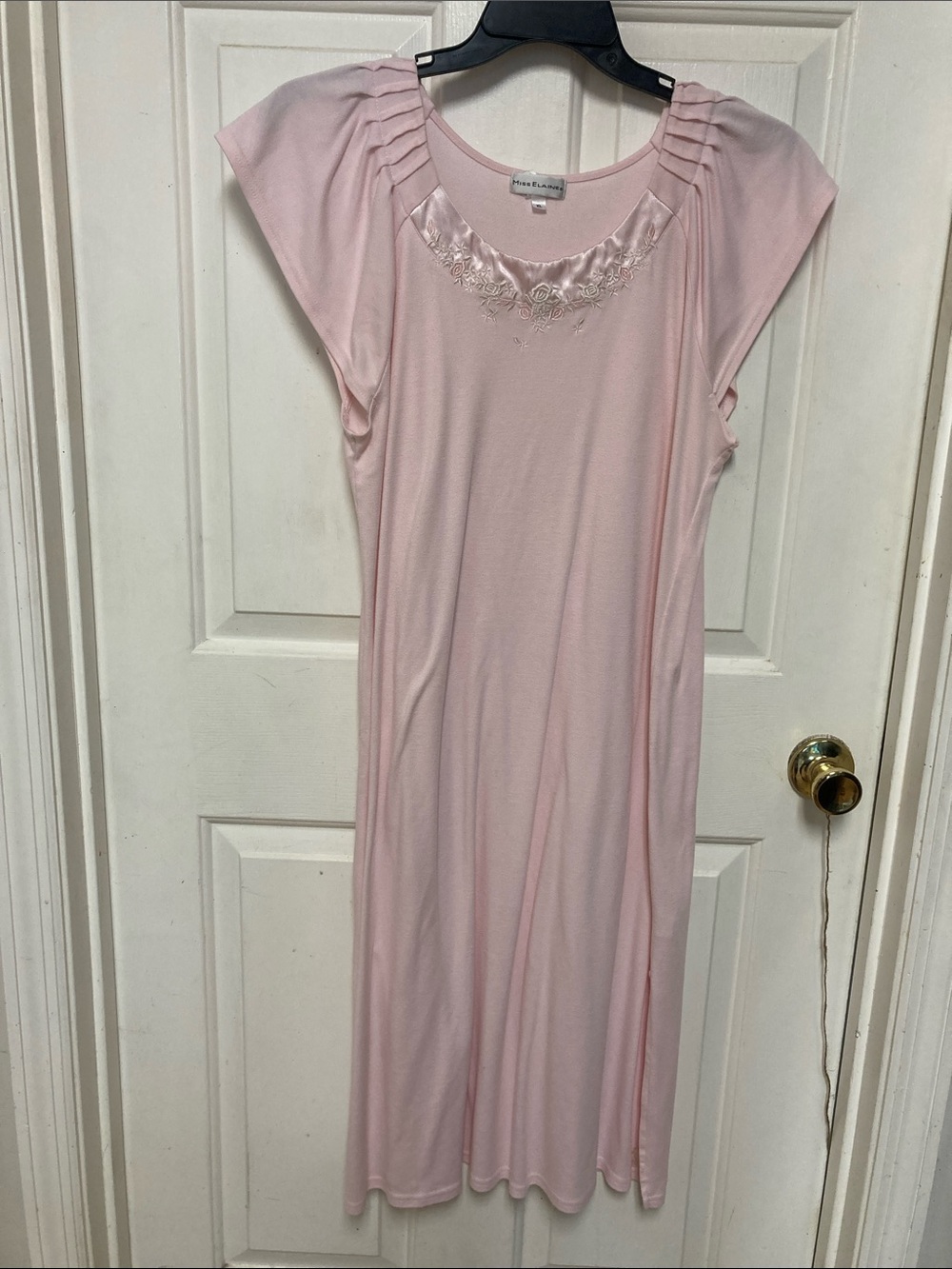 Miss Elaine Pale Pink Short-Sleeve Nightgown with Lace Yoke